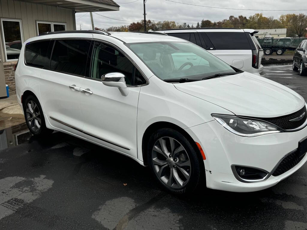 2018 Chrysler Pacifica for sale at Legit Motors in Elkhart, IN