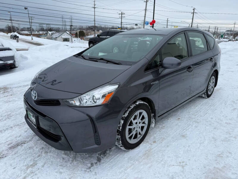 2017 Toyota Prius v
