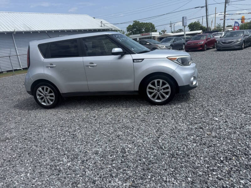 2019 Kia Soul +