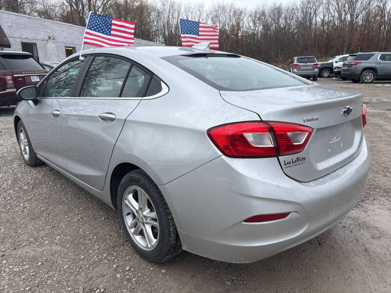 2017 Chevrolet Cruze LT Auto