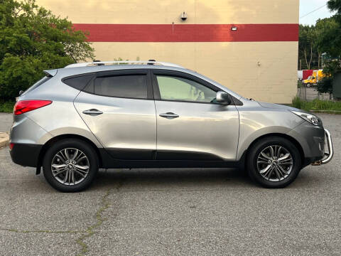2015 Hyundai Tucson SE