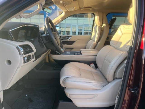 2019 Lincoln Navigator L Select