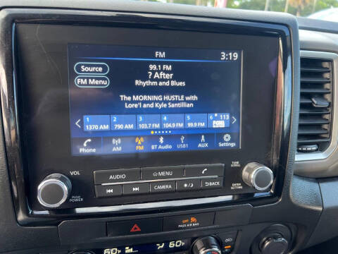 2023 Nissan Frontier SV