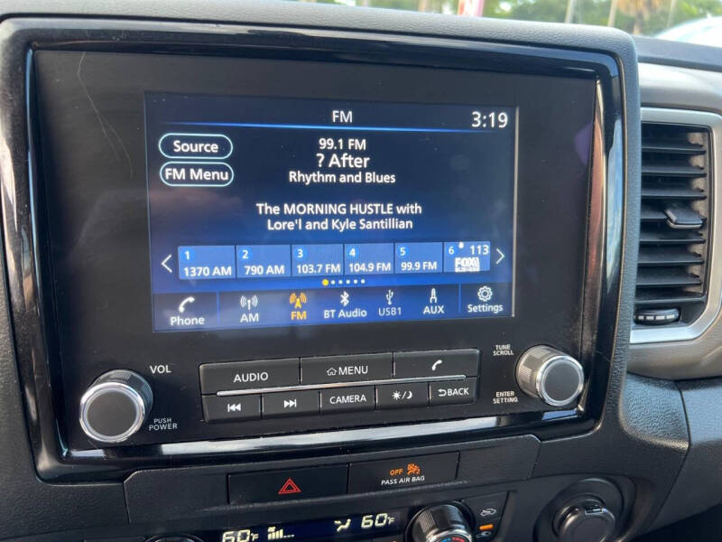 2023 Nissan Frontier SV