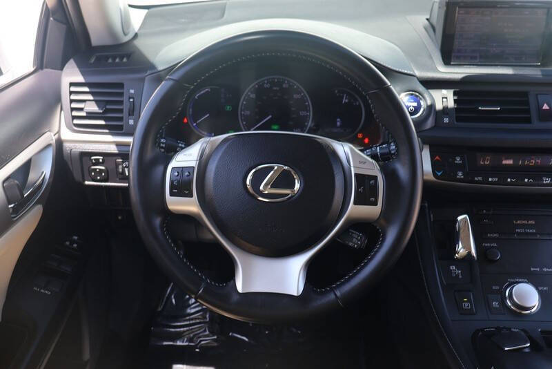 2013 Lexus CT 200h