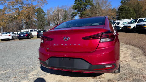 2020 Hyundai Elantra SE