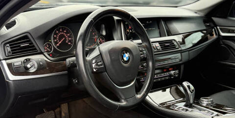 2016 BMW 5 Series 528i