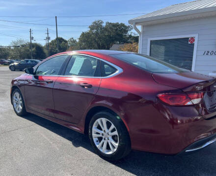 2016 Chrysler 200 Limited