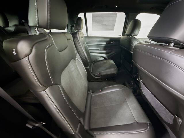 2025 Jeep Grand Cherokee L Altitude X