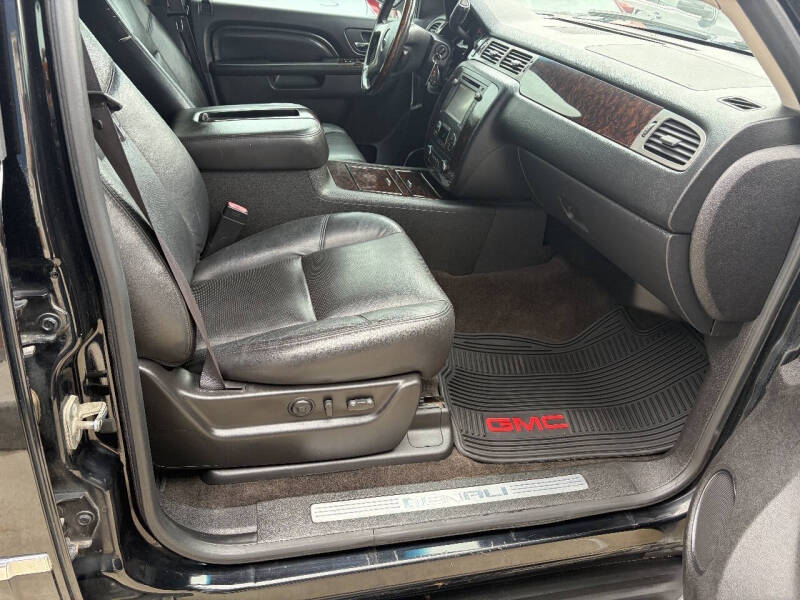 2012 GMC Yukon XL Denali
