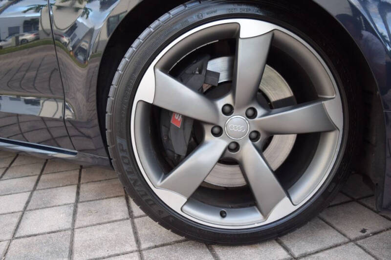 2015 Audi S8 4.0T quattro