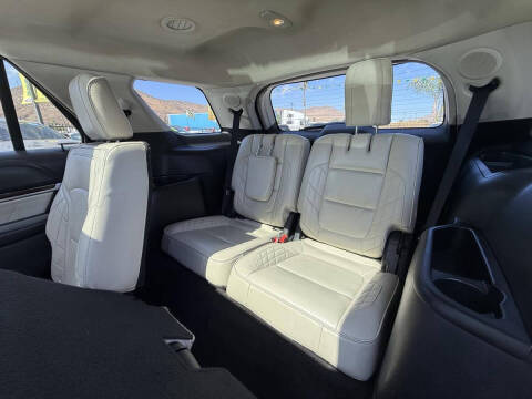 2017 Ford Explorer Platinum