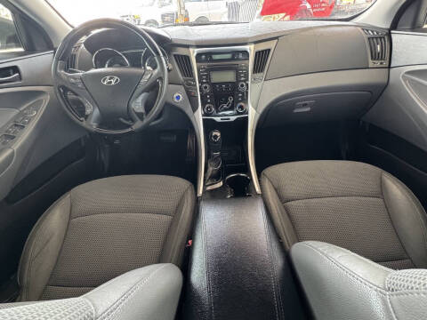2013 Hyundai Sonata SE