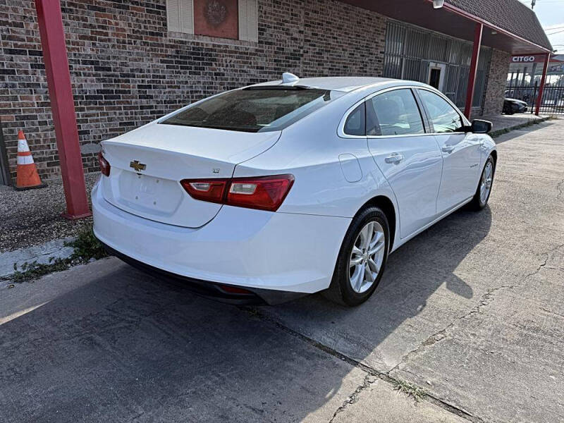 2017 Chevrolet Malibu LT