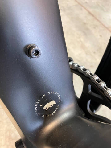 2025 Aventon  D35D3267