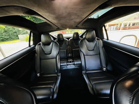 2016 Tesla Model X 75D