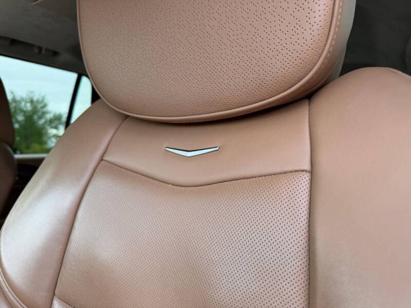 2016 Cadillac Escalade Platinum