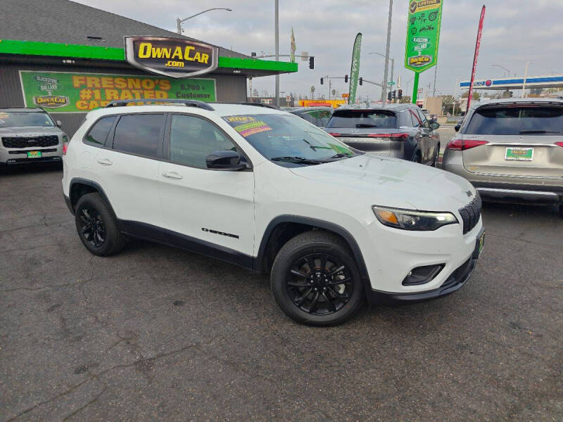 2023 Jeep Cherokee Altitude Lux