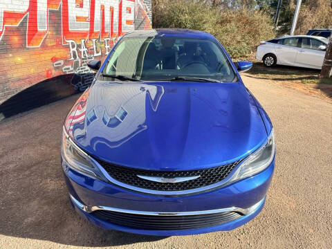 2017 Chrysler 200 Limited Platinum