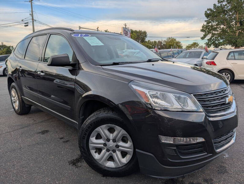 2017 Chevrolet Traverse LS