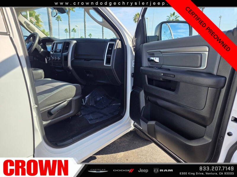 2024 RAM 1500 Classic SLT