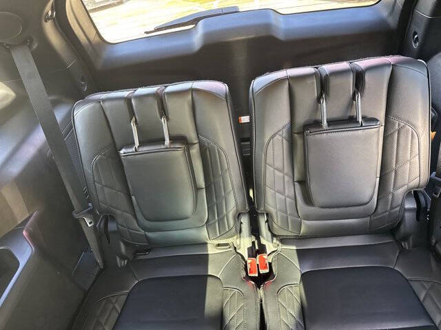 2017 Ford Explorer Platinum