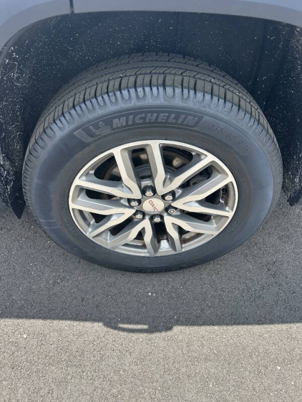 2019 GMC Acadia SLE-2