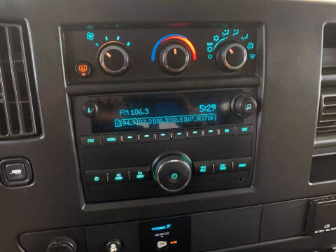 2017 Chevrolet Express 2500