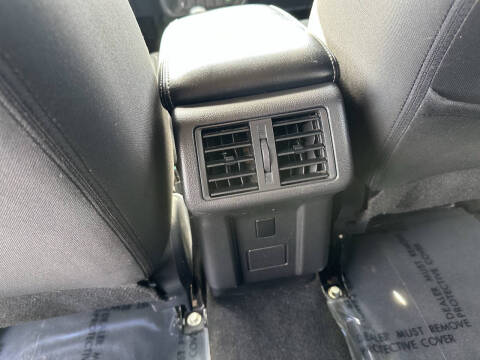 2020 Mitsubishi Outlander ES