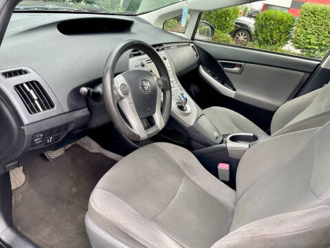 2013 Toyota Prius Two
