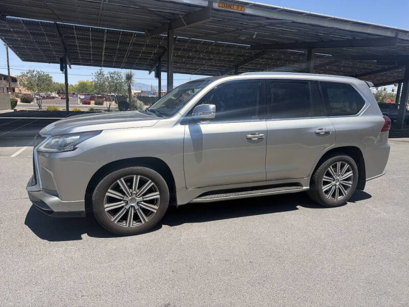 2016 Lexus LX 570