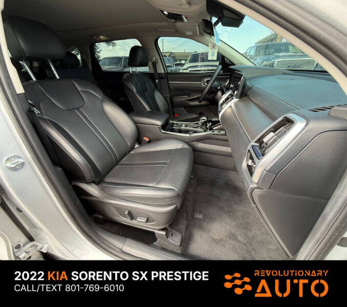 2022 Kia Sorento SX