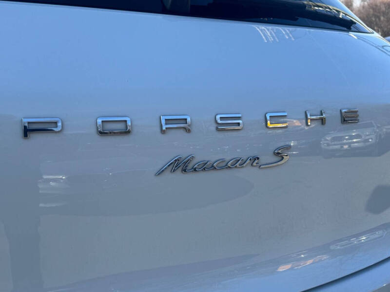 2017 Porsche Macan S