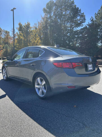 2013 Acura ILX 2.0L w/Tech