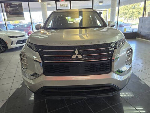 2024 Mitsubishi Outlander ES