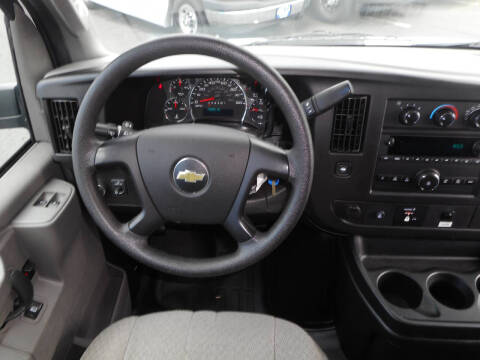 2016 Chevrolet Express 2500
