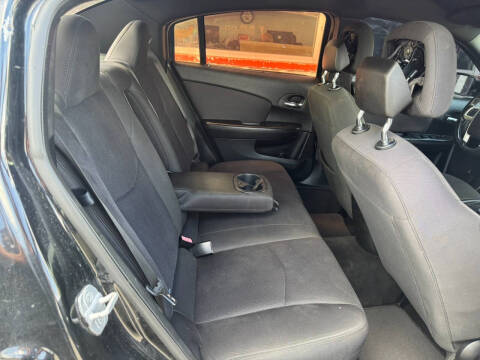 2013 Chrysler 200 Touring