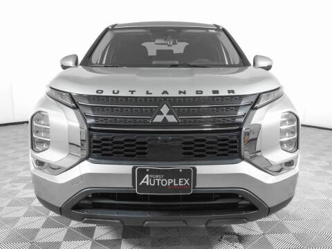 2022 Mitsubishi Outlander ES