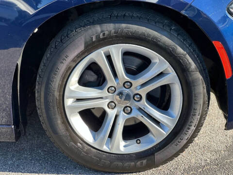 2016 Dodge Charger SE