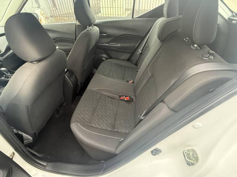 2021 Nissan Kicks SV