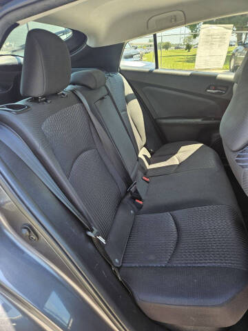 2017 Toyota Prius One