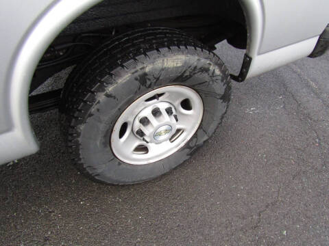 2022 Chevrolet Express 2500