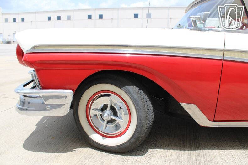 1957 Ford Fairlane