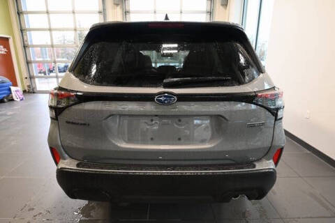 2025 Subaru Forester Touring Hybrid