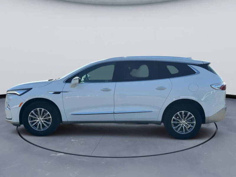 2024 Buick Enclave Premium