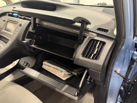 2012 Toyota Prius Plug-in Hybrid Advanced