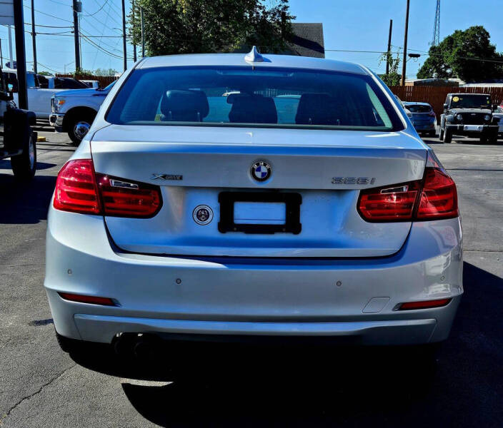 2015 BMW 3 Series 328i