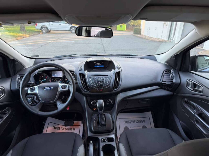 2016 Ford Escape S