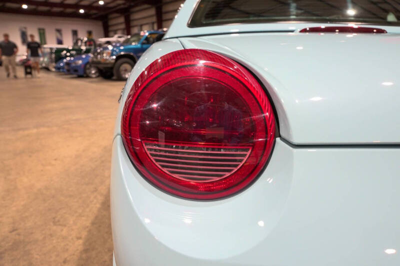 2003 Ford Thunderbird Deluxe