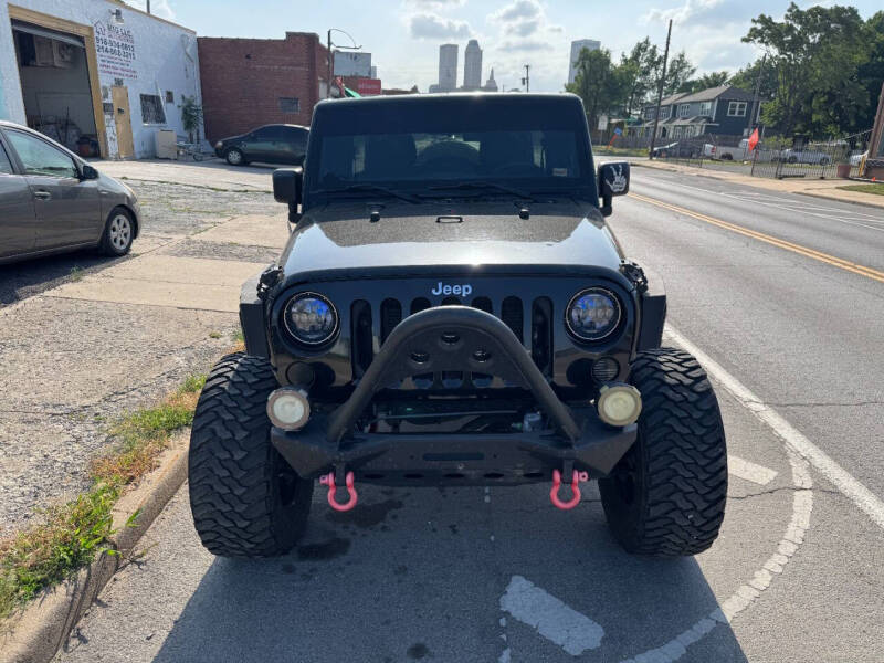 2012 Jeep Wrangler Unlimited Sahara